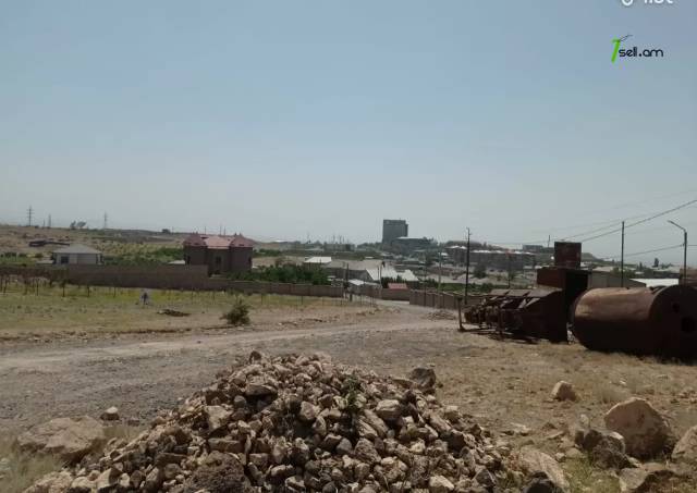 Հողատարածք բնակելի շինությունների համար Պռոշյանում, 1000 քմ