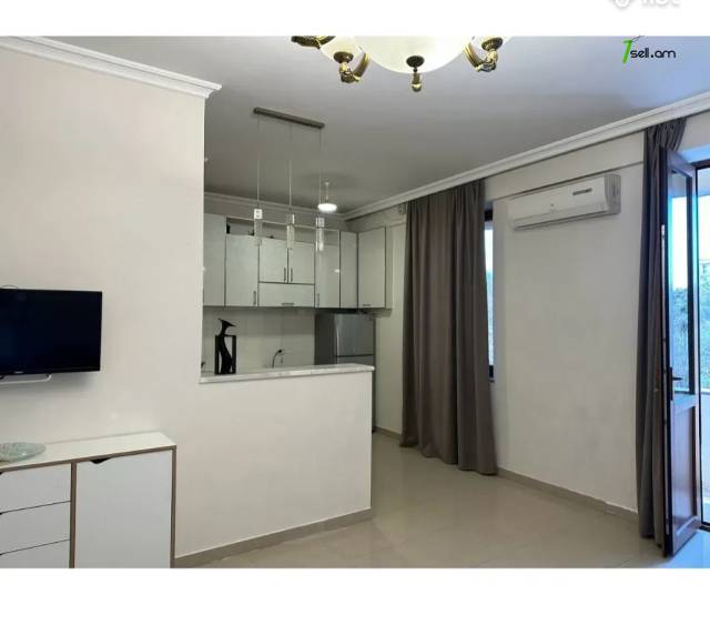 2 սենյականոց բնակարան նորակառույց շենքում Լեռ Կամսարի փողոցում, 90 ք.մ., 2 սանհանգույց