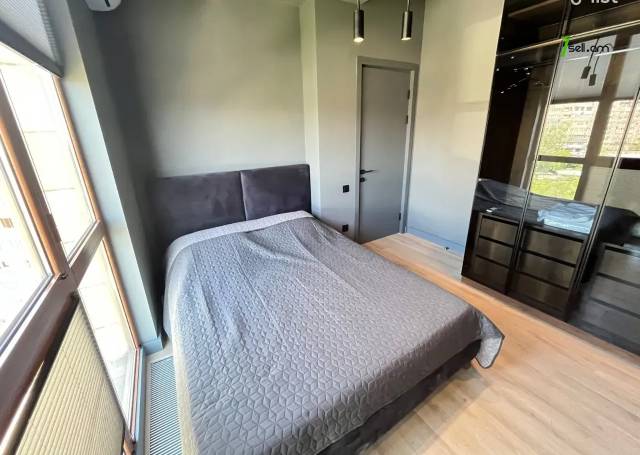 3 սենյականոց բնակարան նորակառույց շենքում Կոմիտասի պողոտայում, 56 ք.մ., 10/15 հարկ, բարձր առաստաղներ