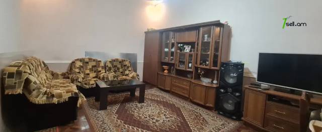 3 սենյականոց բնակարան, Դավթաշեն 3-րդ թաղամաս, 85 ք.մ., 1/3 հարկ, բարձր առաստաղներ