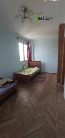 3 սենյականոց բնակարան Շահսուվարյան փողոցում, 80 քմ, 7/9 հարկ, կոսմետիկ վերանորոգում