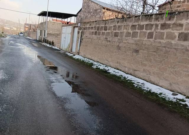 Հողատարածք բնակելի շինությունների համար Բալահովիտում, 600 ք.մ.