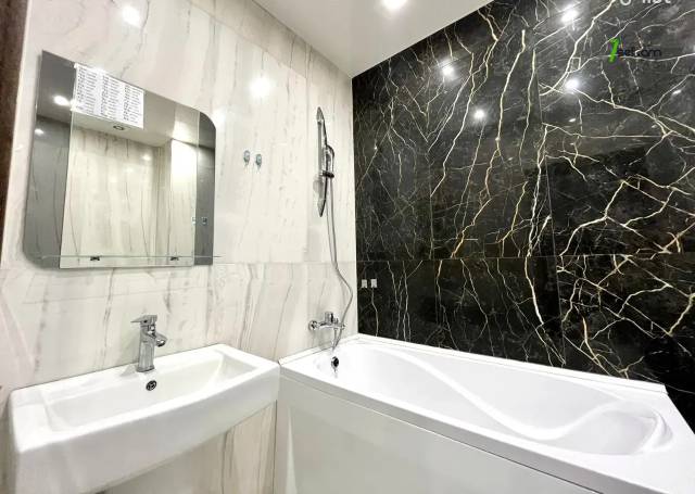 2 սենյականոց բնակարան նորակառույց շենքում Պարույր Սևակի փողոցում, 70 ք.մ., բարձր առաստաղներ