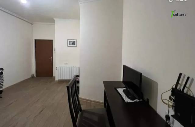 3 սենյականոց բնակարան նորակառույց շենքում Պարույր Սևակի փողոցում, 113 ք.մ., 2 սանհանգույց