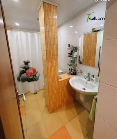 3 սենյականոց բնակարան Մելիք Մելիքյան փողոցում, 75 քմ, 3/9 հարկ, եվրովերանորոգված