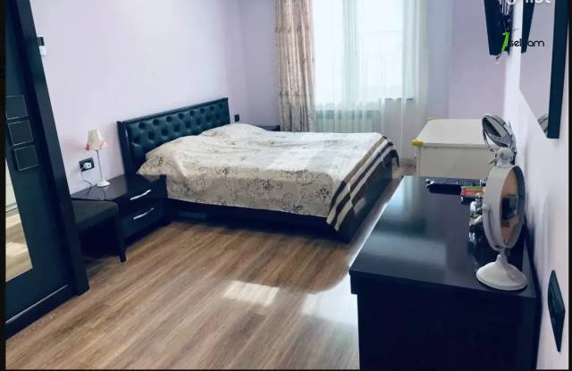 3 սենյականոց բնակարան, Դավթաշեն 1-ին թաղամաս, 90 ք.մ., նախավերջին հարկ, կապիտալ վերանորոգված