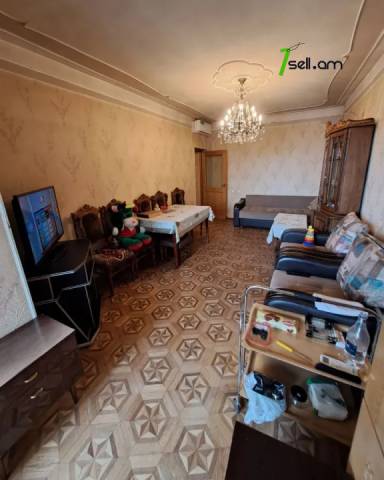 2 սենյականոց բնակարան Գյուլբենկյան փողոցում, 63 ք.մ., քարե շենք