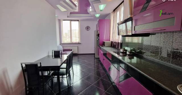 Ընդարձակ 3 սենյականոց բնակարան նորակառույց շենքում Նաիրի Զարյան փողոցում, 175 քմ, 12/16 հարկ