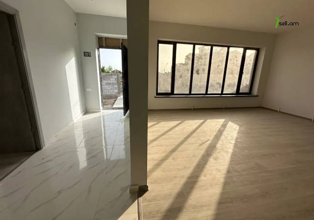 Մեկ հարկանի քարե տուն Քասախում, 110 քմ, 2 սանհանգույց, կապիտալ վերանորոգված