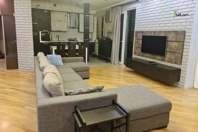 3 սենյականոց բնակարան նորակառույց շենքում Հրաչյա Ներսիսյան փողոցում, 115 քմ, բարձր առաստաղներ