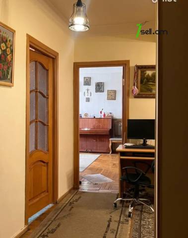 3 սենյականոց բնակարան, Հովհաննիսյան թաղամաս, 79 քմ