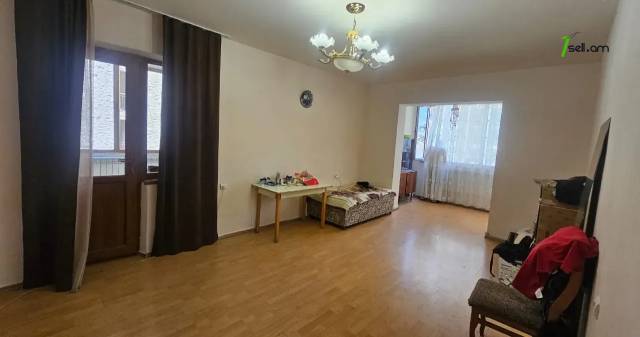 3 սենյականոց բնակարան նորակառույց շենքում, Դավթաշեն 4-րդ թաղամաս, 82 քմ, 5/9 հարկ, բարձր առաստաղներ