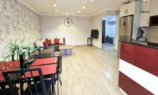 2 սենյականոց բնակարան Թումանյան փողոցում, 48 ք.մ., բարձր առաստաղներ, 3/6 հարկ, եվրովերանորոգված