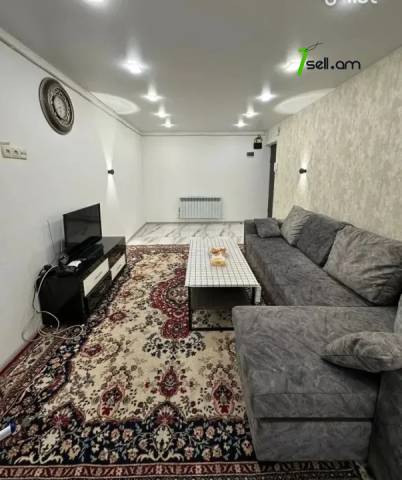 2 սենյականոց բնակարան Արամ Խաչատրյան փողոցում, 55 ք.մ., մի քանի պատշգամբ, նախավերջին հարկ