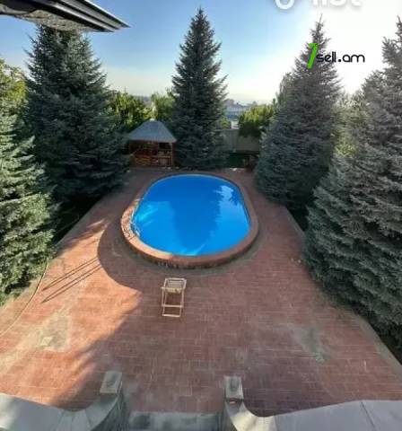 Երեք հարկանի տուն Բագրևանդի փողոցում Նոր Նորքում, 1800 ք.մ., մեծ հողամաս, եվրովերանորոգված