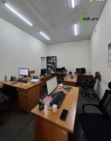 Բազմաֆունկցիոնալ գույք Հայկ Գյուլիքևխյանի փողոցում Նոր Նորքում, 200 քմ