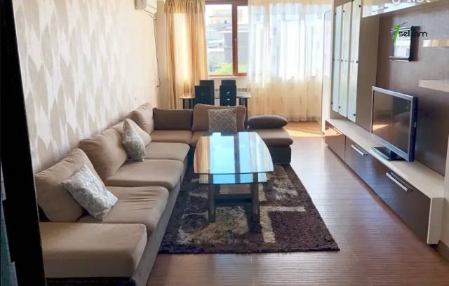 3 սենյականոց բնակարան Սարյան փողոցում, 70 քմ, 6/9 հարկ, կապիտալ վերանորոգված, քարե շենք