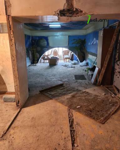 2 սենյականոց բնակարան Ալեք Մանուկյանի փողոցում, 54 ք.մ., 2/5 հարկ, քարե շենք