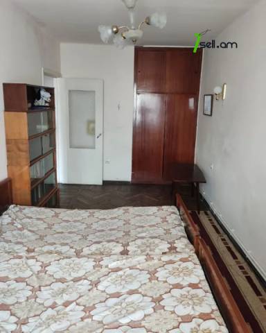 3 սենյականոց բնակարան Բաղրամյան պողոտայում, 115 ք.մ., 3/5 հարկ, քարե շենք