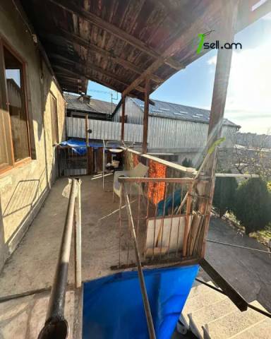 Երկու հարկանի քարե տուն Հովնաթանի փողոցում Մալաթիա Սեբաստիայում, 405 ք.մ., 3+ սանհանգույց