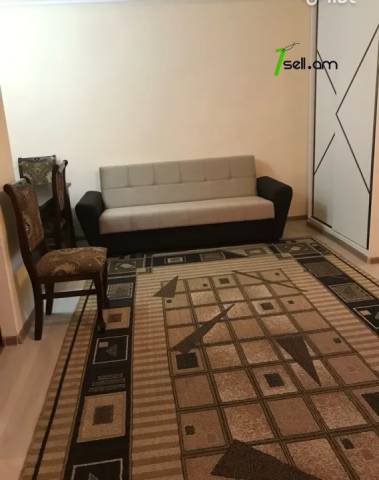 2 սենյականոց բնակարան Նիկողայոս Ադոնցի փողոցում, 44 քմ, 2/9 հարկ, կապիտալ վերանորոգված