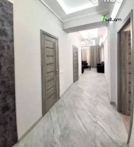3 սենյականոց բնակարան նորակառույց շենքում Արգիշտի փողոցում, 109 ք.մ., 2 սանհանգույց