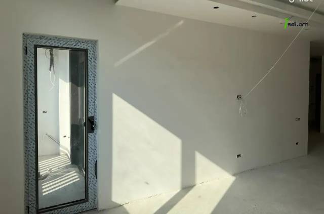 3 սենյականոց բնակարան նորակառույց շենքում Փավստոս Բուզանդի փողոցում, 100 ք.մ., 7/15 հարկ