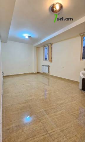 Գրասենյակային տարածք Երզնկյան փողոցում Արաբկիրում, 430 քմ