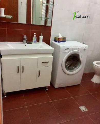 3 սենյականոց բնակարան նորակառույց շենքում Հյուսիսային պողոտայում, 120 ք.մ., 2 սանհանգույց