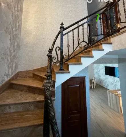Երկու հարկանի թաունհաուզ, Գ-1 թաղամաս Աջափնյակում, 151 քմ, 2 սանհանգույց, կապիտալ վերանորոգված