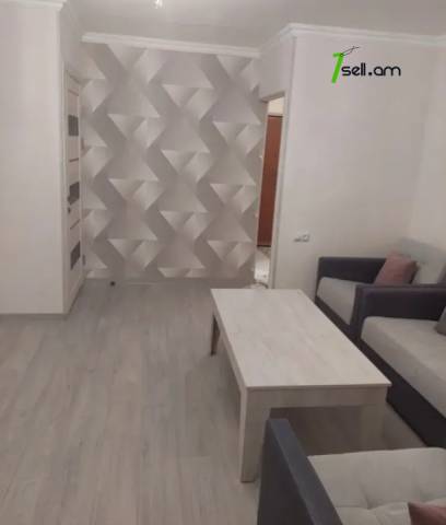 2 սենյականոց բնակարան Մարգարյան փողոցում, 50 քմ, նախավերջին հարկ, եվրովերանորոգված, քարե շենք