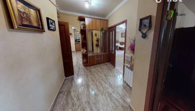 4 սենյականոց բնակարան Աշխաբադի փողոցում, 108 ք.մ., մի քանի պատշգամբ, կապիտալ վերանորոգված