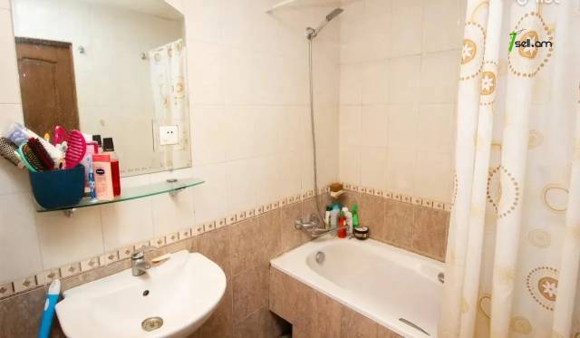 3 սենյականոց բնակարան նորակառույց շենքում Հրաչյա Ներսիսյան փողոցում, 116 ք.մ., 4/10 հարկ