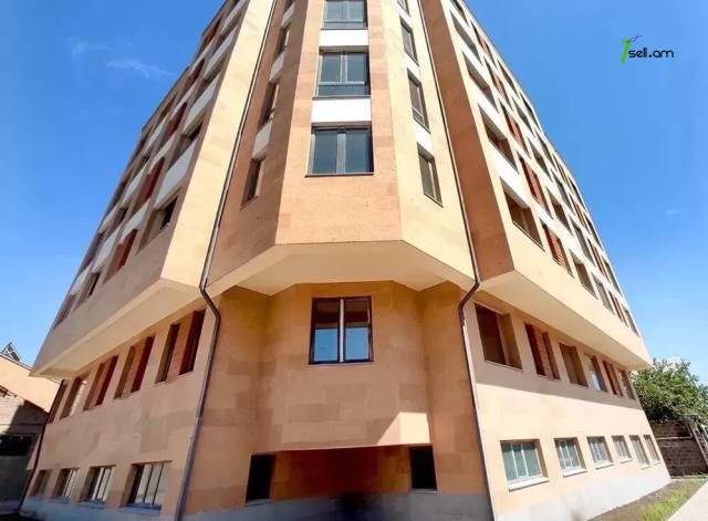 2 սենյականոց բնակարան նորակառույց շենքում Հովսեփ Էմինի փողոցում, 74 ք.մ., 2 սանհանգույց