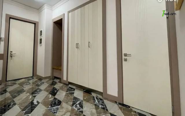2 սենյականոց բնակարան Տիգրան Մեծի պողոտայում, 53 ք.մ., բարձր առաստաղներ