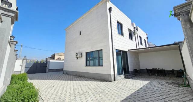 Երկու հարկանի քարե թաունհաուզ, Գ-1 թաղամաս Աջափնյակում, 400 քմ, 2 սանհանգույց, կապիտալ վերանորոգված