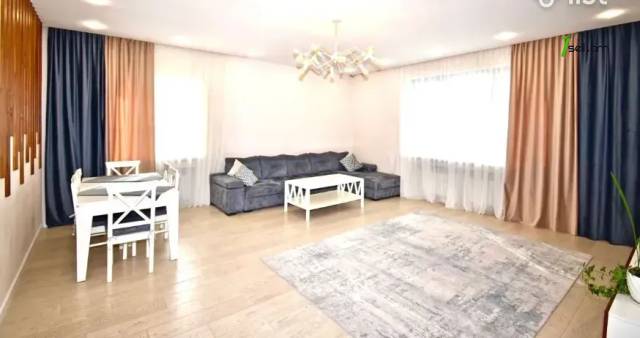 Երկու հարկանի տուն, Davit-Bek St Նոր Նորքում, 410 քմ, 2 սանհանգույց, դիզայներական ոճով վերանորոգված