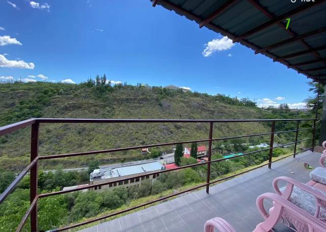 2 սենյականոց բնակարան նորակառույց շենքում Կիևյան փողոցում, 70 քմ, 2/2 հարկ, բարձր առաստաղներ