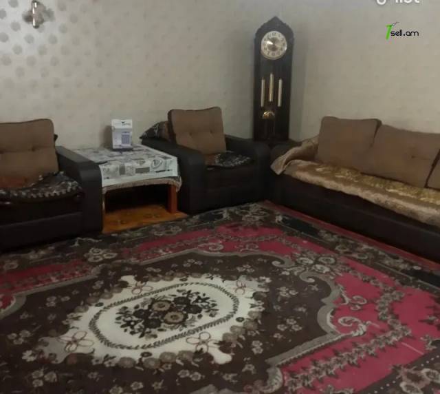 2 սենյականոց բնակարան Մոլդովական փողոցում, 77 քմ, նախավերջին հարկ, քարե շենք