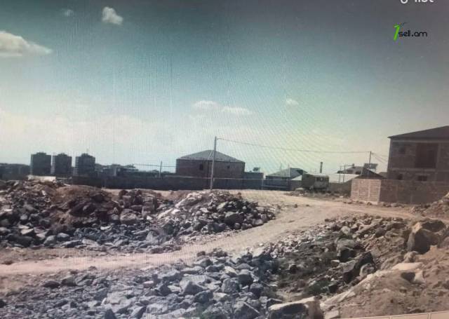 Հողատարածք բնակելի շինությունների համար Սարգիս Լուկաշինի փողոցում Աջափնյակում, 500 ք.մ.