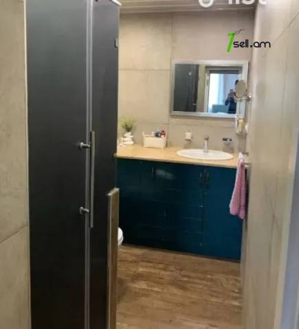 3 սենյականոց բնակարան Գայի պողոտայում, 82 ք.մ., նախավերջին հարկ, կապիտալ վերանորոգված