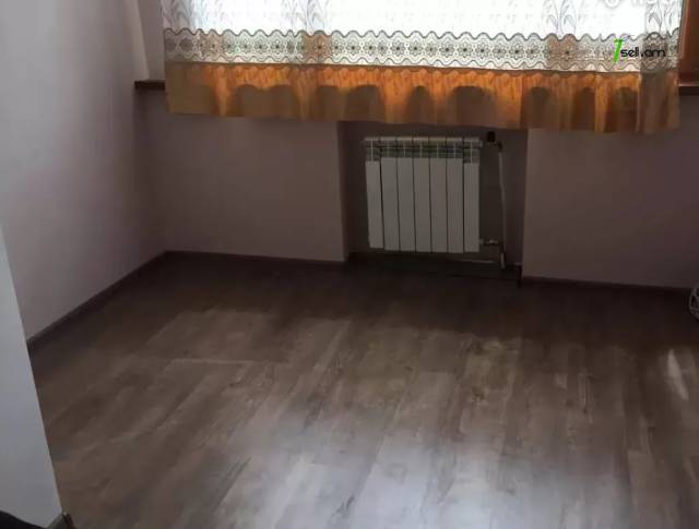 2 սենյականոց բնակարան Ղափանցյան փողոցում, 72 ք.մ., 2/9 հարկ, եվրովերանորոգված