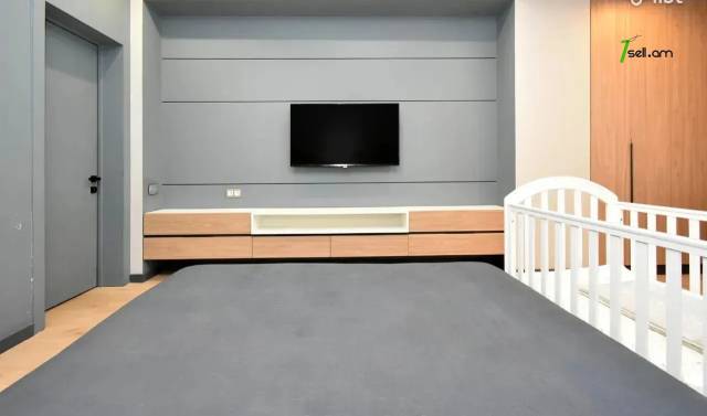 3 սենյականոց բնակարան նորակառույց շենքում Կոմիտասի պողոտայում, 106 ք.մ., բարձր առաստաղներ