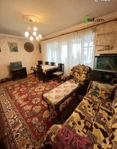 3 սենյականոց բնակարան Զաքարիա Քանաքեռցու փողոցում, 79 քմ, 6/9 հարկ, մի քանի պատշգամբ