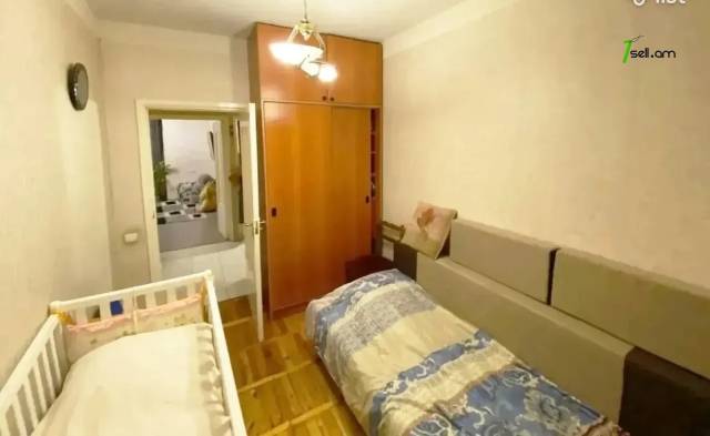 3 սենյականոց բնակարան Արցախի պողոտայում, 71 ք.մ., նախավերջին հարկ, կապիտալ վերանորոգված