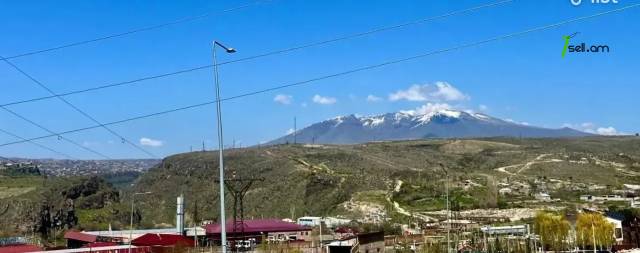 Մեկ հարկանի քարե տուն Աշտարակում, 142 քմ, եվրովերանորոգված