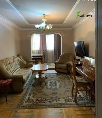 3 սենյականոց բնակարան Սողոմոն Տարոնցի փողոցում, 75 քմ, 2/4 հարկ, մասնակի վերանորոգում