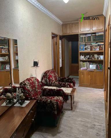 3 սենյականոց բնակարան Խաղաղ Դոնի փողոցում, 78 ք.մ., 4/9 հարկ, կոսմետիկ վերանորոգում