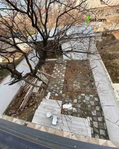 Երկու հարկանի քարե տուն Ադմիրալ Իսակովի պողոտայում Մալաթիա Սեբաստիայում, 200 քմ, 2 սանհանգույց