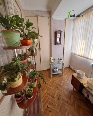 3 սենյականոց բնակարան Զորավար Անդրանիկի փողոցում, 100 ք.մ., 3/14 հարկ, կոսմետիկ վերանորոգում